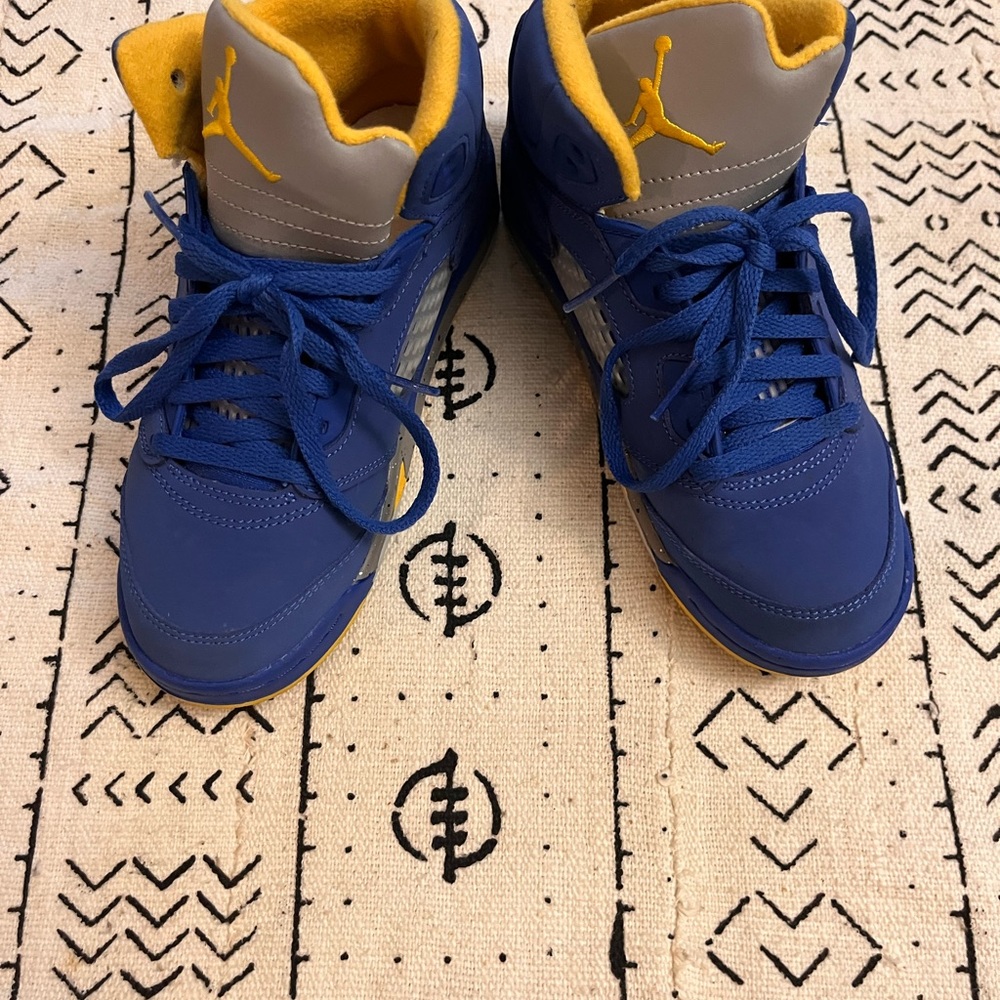 Air Jordan V Retro 'Laney Varsity Royal' Little Kids Size 1.5
